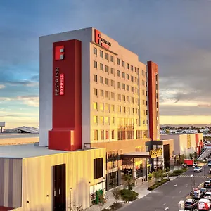 Fiesta Express Explanada Hotel Puebla